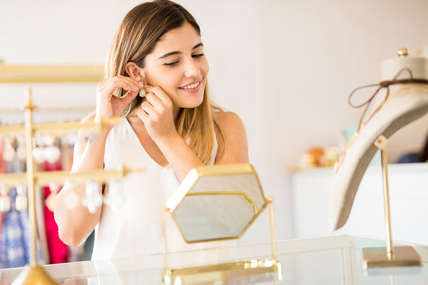 A Must-See for Beginners: 4 Tips for Jewelry Styling