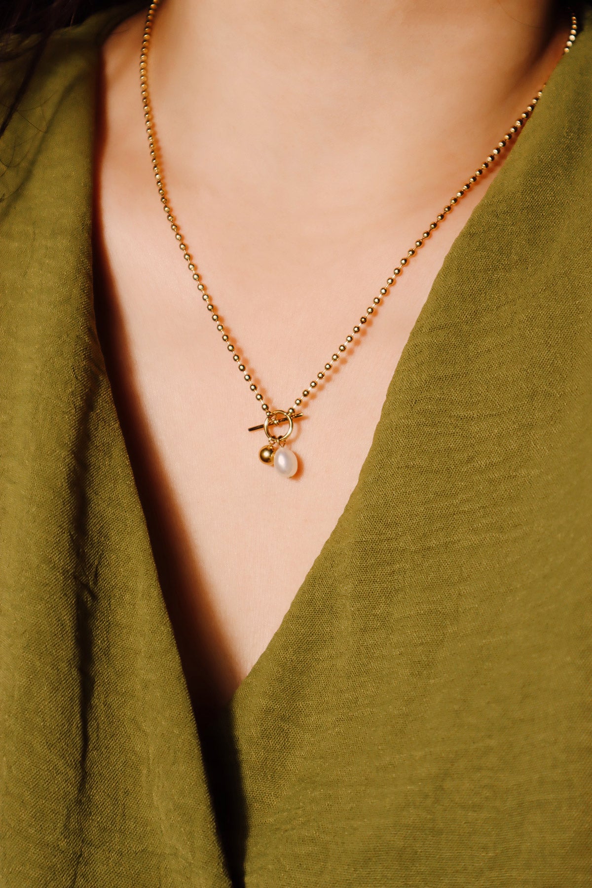 Marlowe Pearl Toggle Necklace