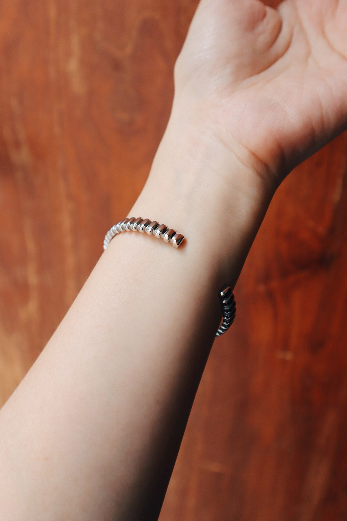 Reeve Ribbed Bangle