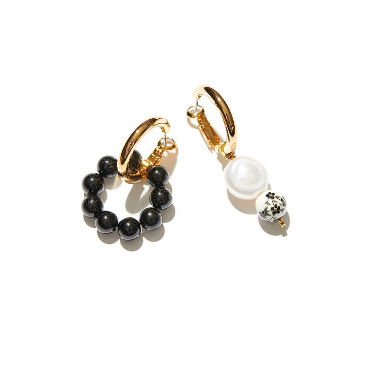 Asymmetric onyx earrings