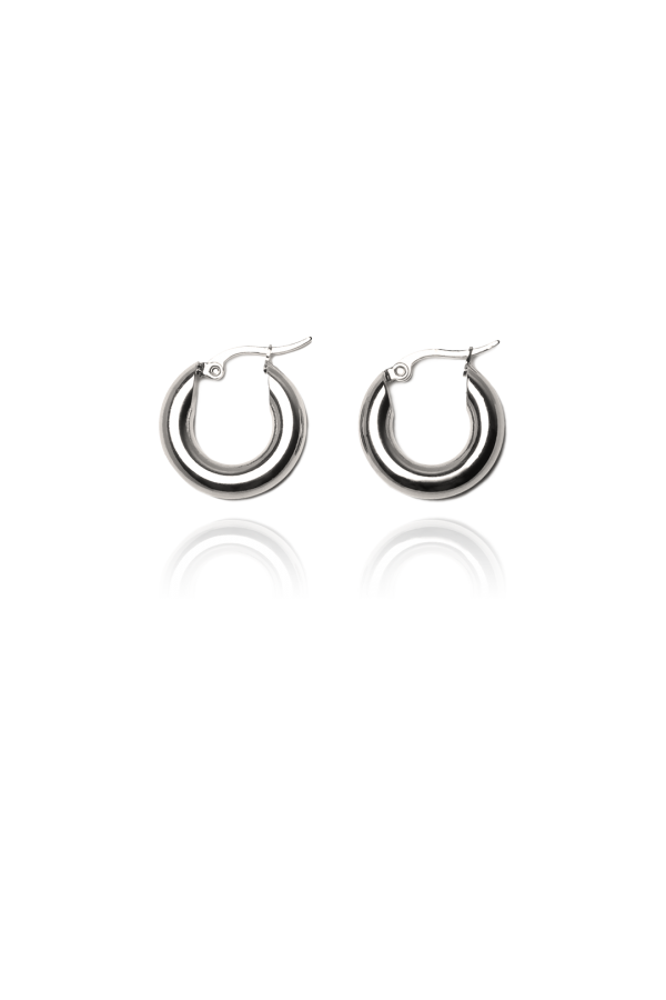 Freja hoop earrings with no background