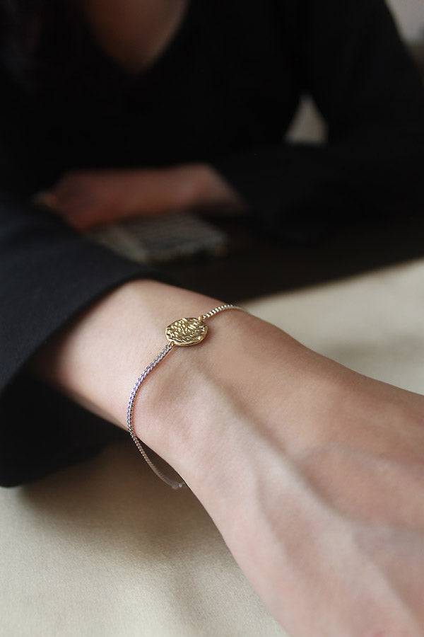 Duo tone bracelet under sunlight
