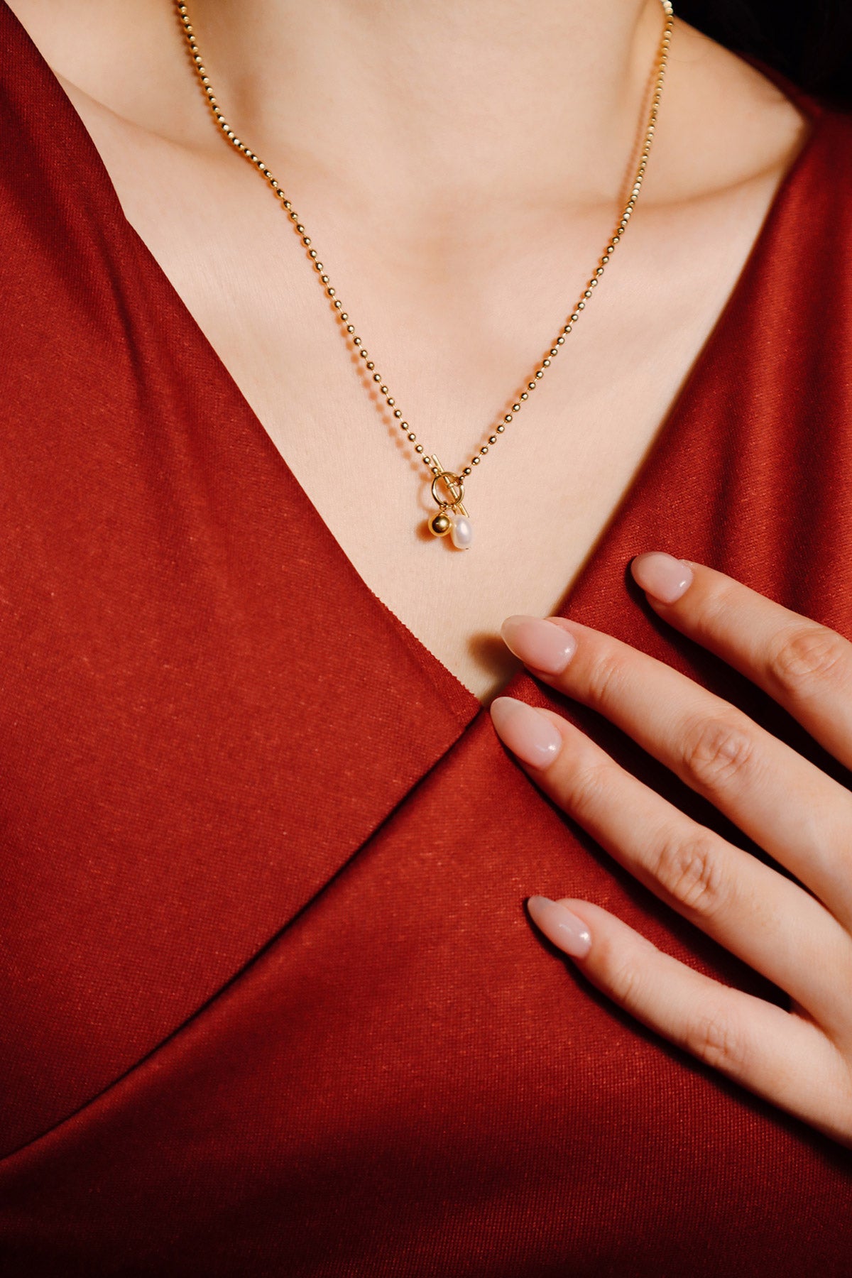 Marlowe Pearl Toggle Necklace