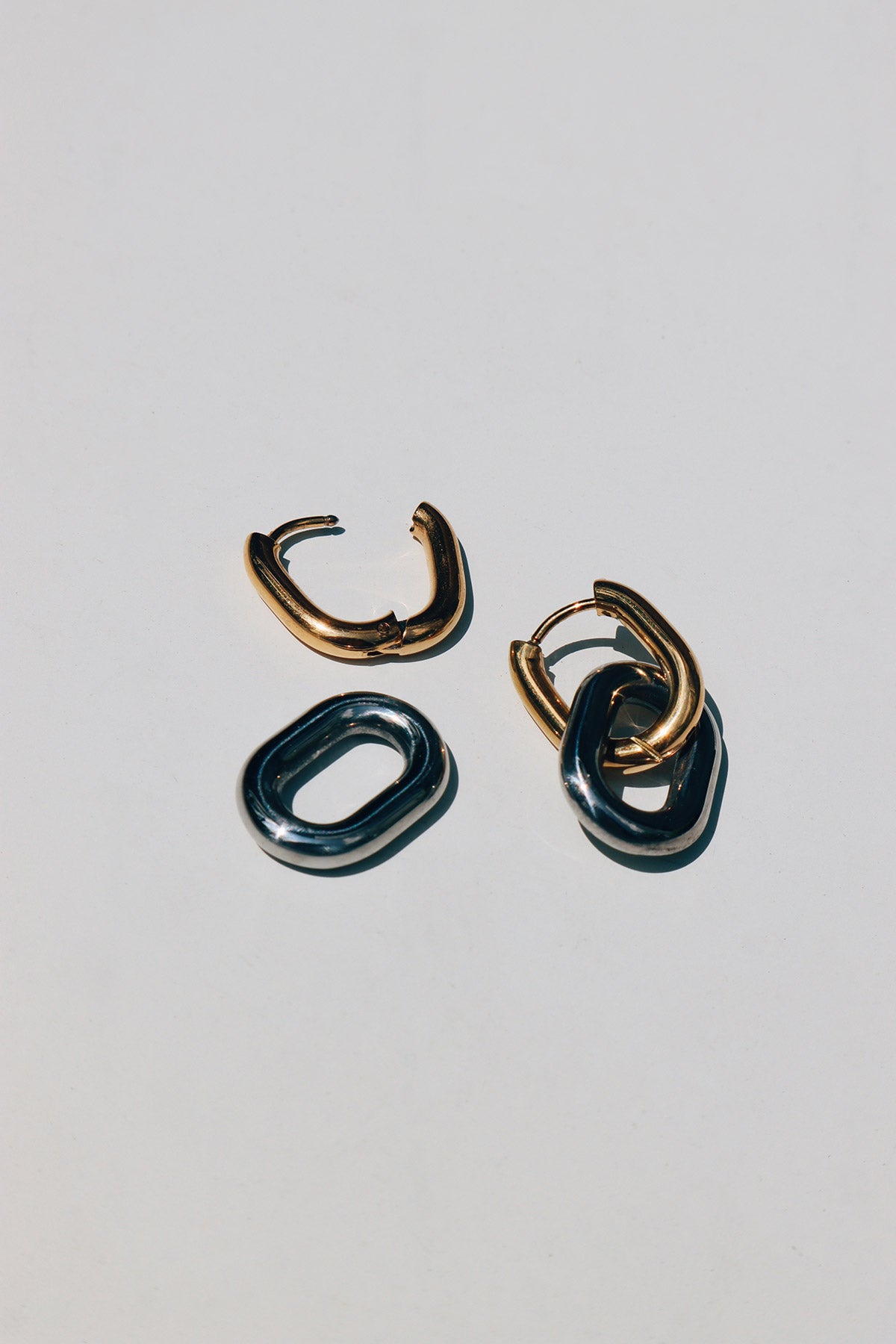 Margot Two-Tone Link Earrings