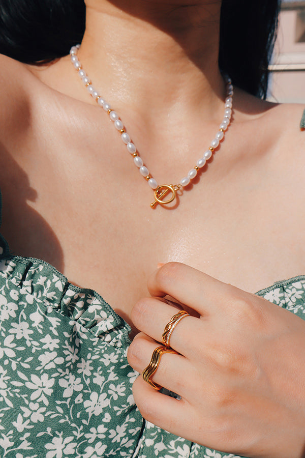 Sadie Pearl Toggle Necklace