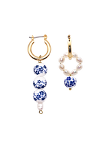 product display for oriental earrings