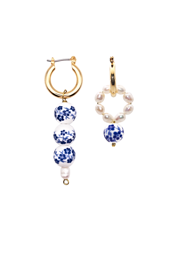 product display for oriental earrings
