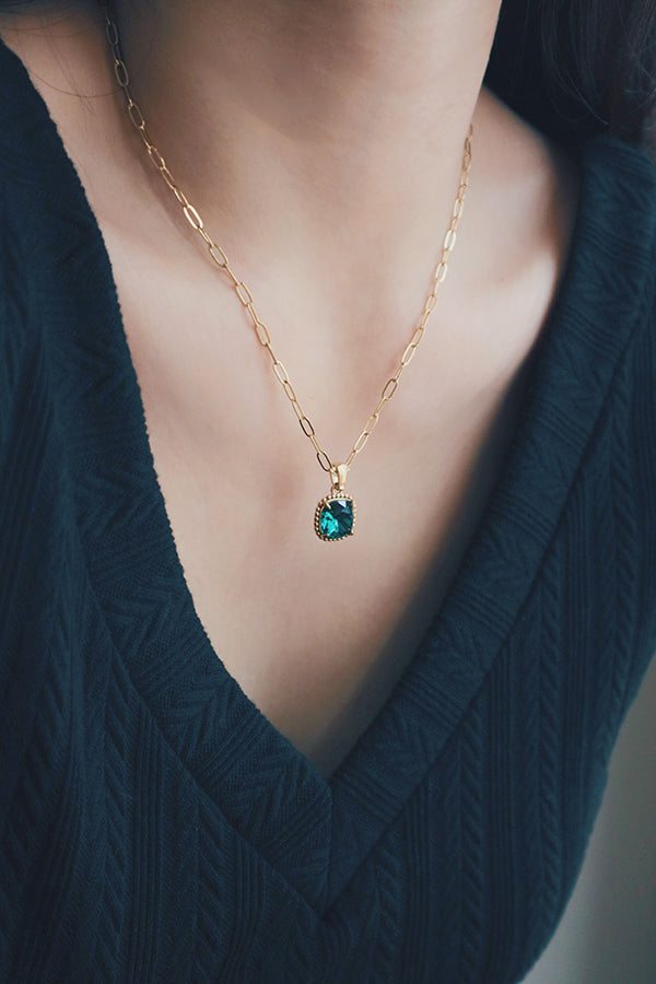 Hypoallergenic vintage CZ necklace, perfect for creating stylish layered looks with its gold-plated, water-resistant chain.