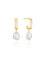 Gorgeous pearl drop earrings 
