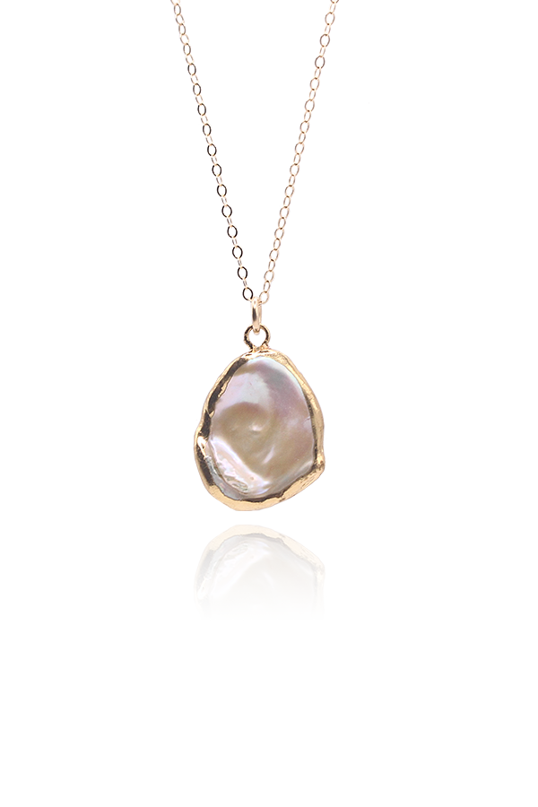 Handmade fresh water pearl necklace