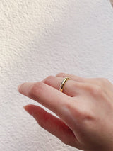 Minimalistic two toned slim ring from SH & Co.